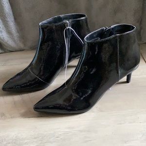 Black High Heeled Boots